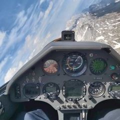 Flugwegposition um 12:42:19: Aufgenommen in der Nähe von Innsbruck, Österreich in 2836 Meter